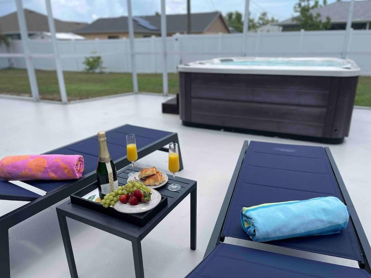 Endless Summer Retreat Jacuzzi 3Kingbed Airhockey Cape Coral Esterno foto